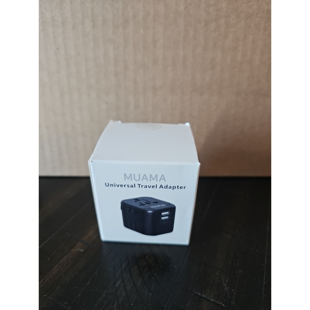 Universal Travel Adapter - Muama Black New